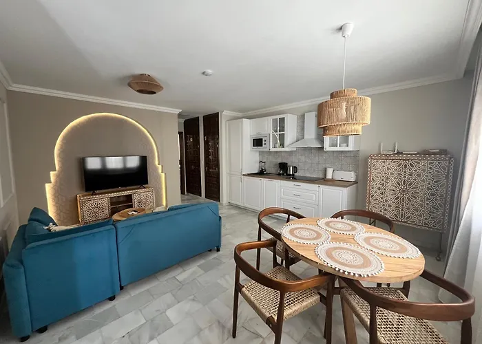 La Casita Verde- Cerca De La Playa Y Con Piscina Abierta Todo El Ano