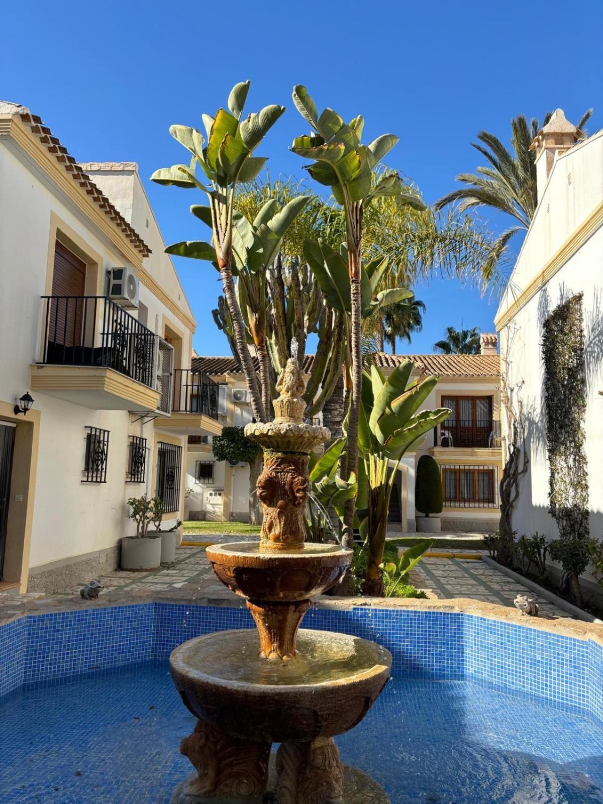 La Casita Verde- Cerca De La Playa Y Con Piscina Abierta Todo El Ano Apartment